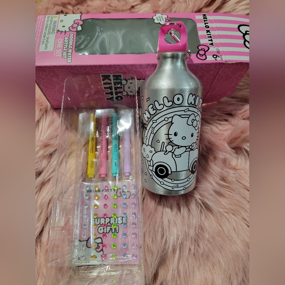 Hello Kitty Doodle Watee Bottle Set